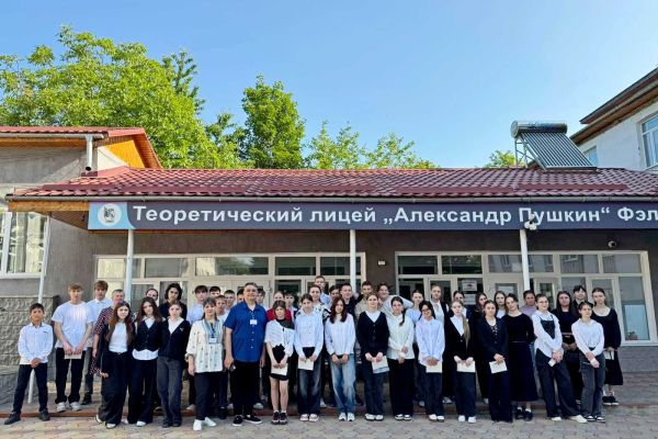 1-1FCE7BF6A-8A7B-23E5-F625-0FEA3CB70DA6.jpg