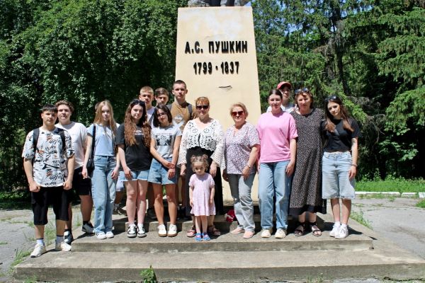 53EF19642-80AA-88E9-1B5B-93C8A134D87E.jpg