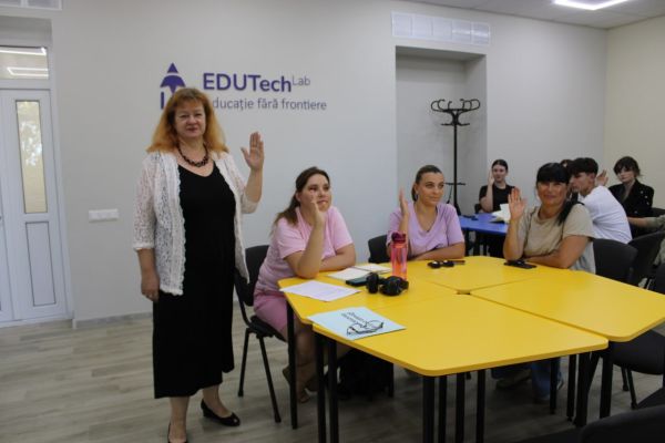 kogda-idei-obretayut-krylya-19CD8AB694-EB5E-A326-A6EF-DDB957E1B5D9.jpg
