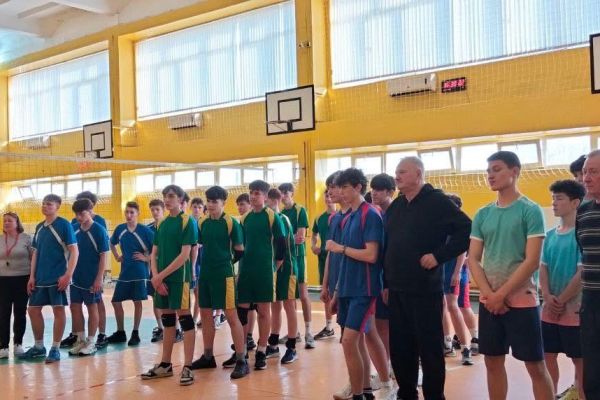 sport-kotoryj-ob-edinyaet-bronza-rajonnogo-chempionata-po-volejbolu6C91E145-D5FF-ECF8-D39F-08A688BA54AA.jpg