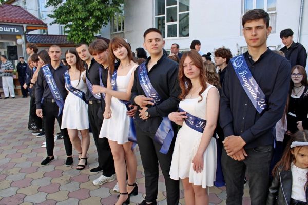 shkola-zakonchilas-istoriya-net-9702EC523-A827-3B76-D112-D83C12BE0763.jpg